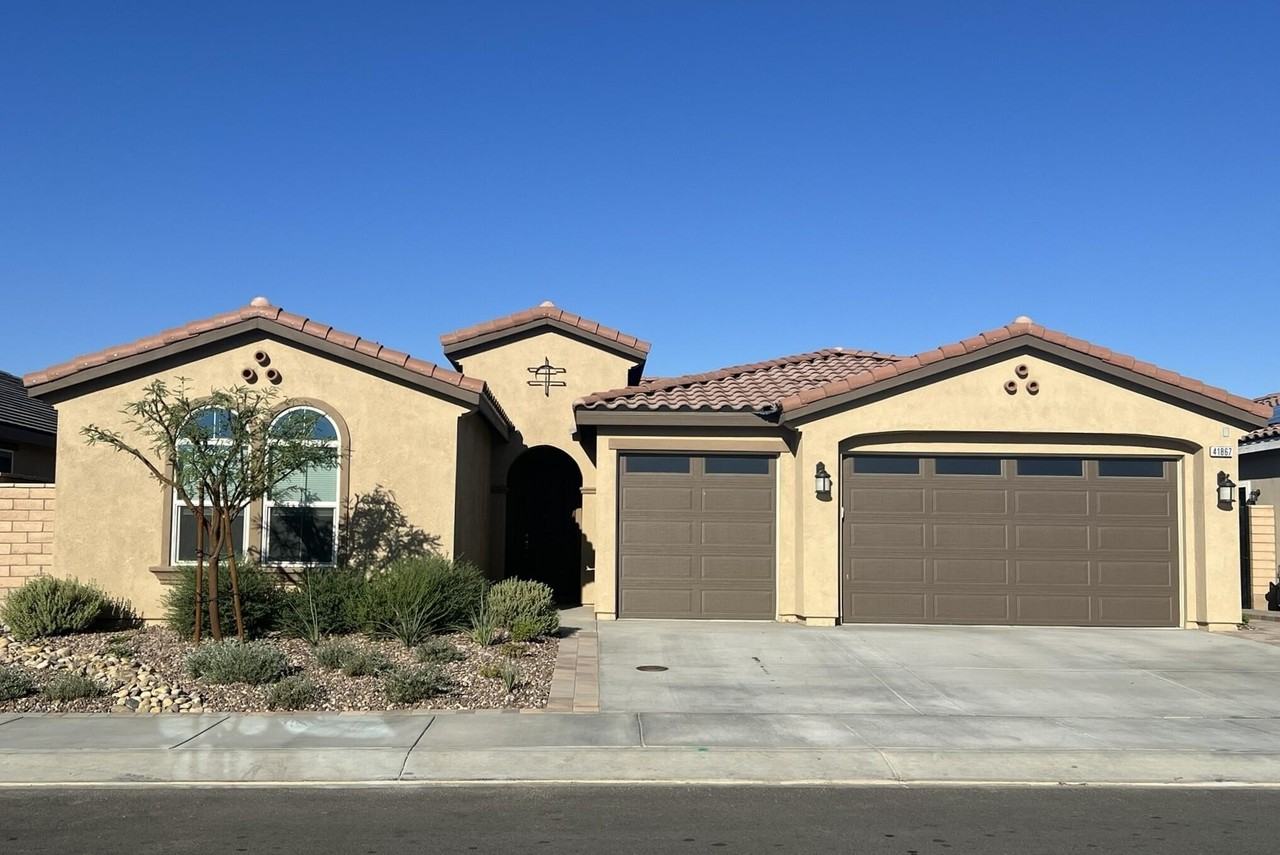 41867 Regona Rd - Photo 2 of 50