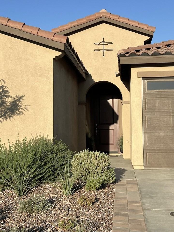 41867 Regona Rd - Photo 3 of 50