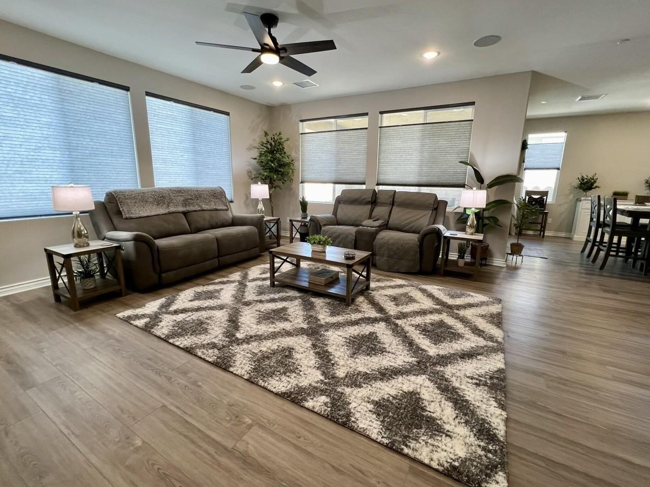 41867 Regona Rd - Photo 6 of 50