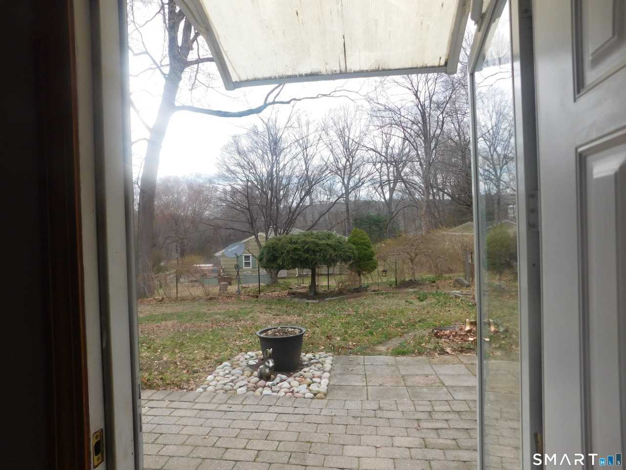 6 Daybreak Lane unit: Studio - Photo 7 of 7