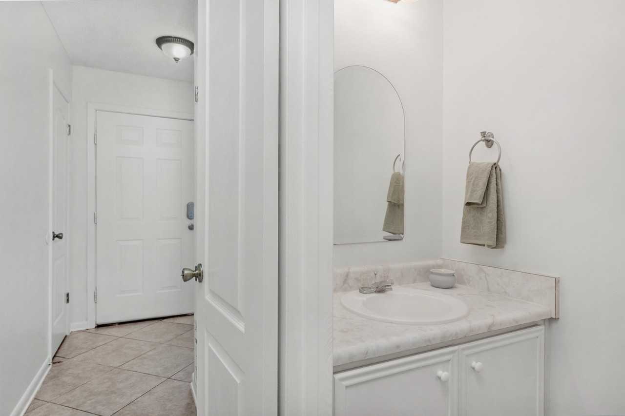 337 Woodham Ct - Photo 3 of 28