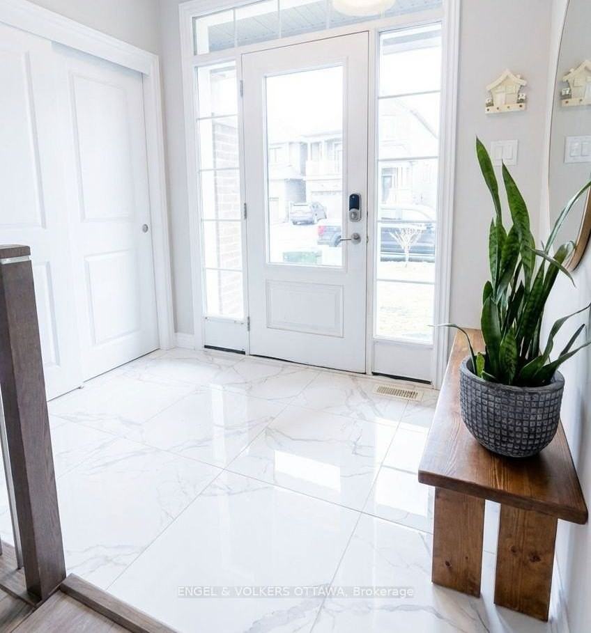 19 Allan Place - Photo 2 of 32