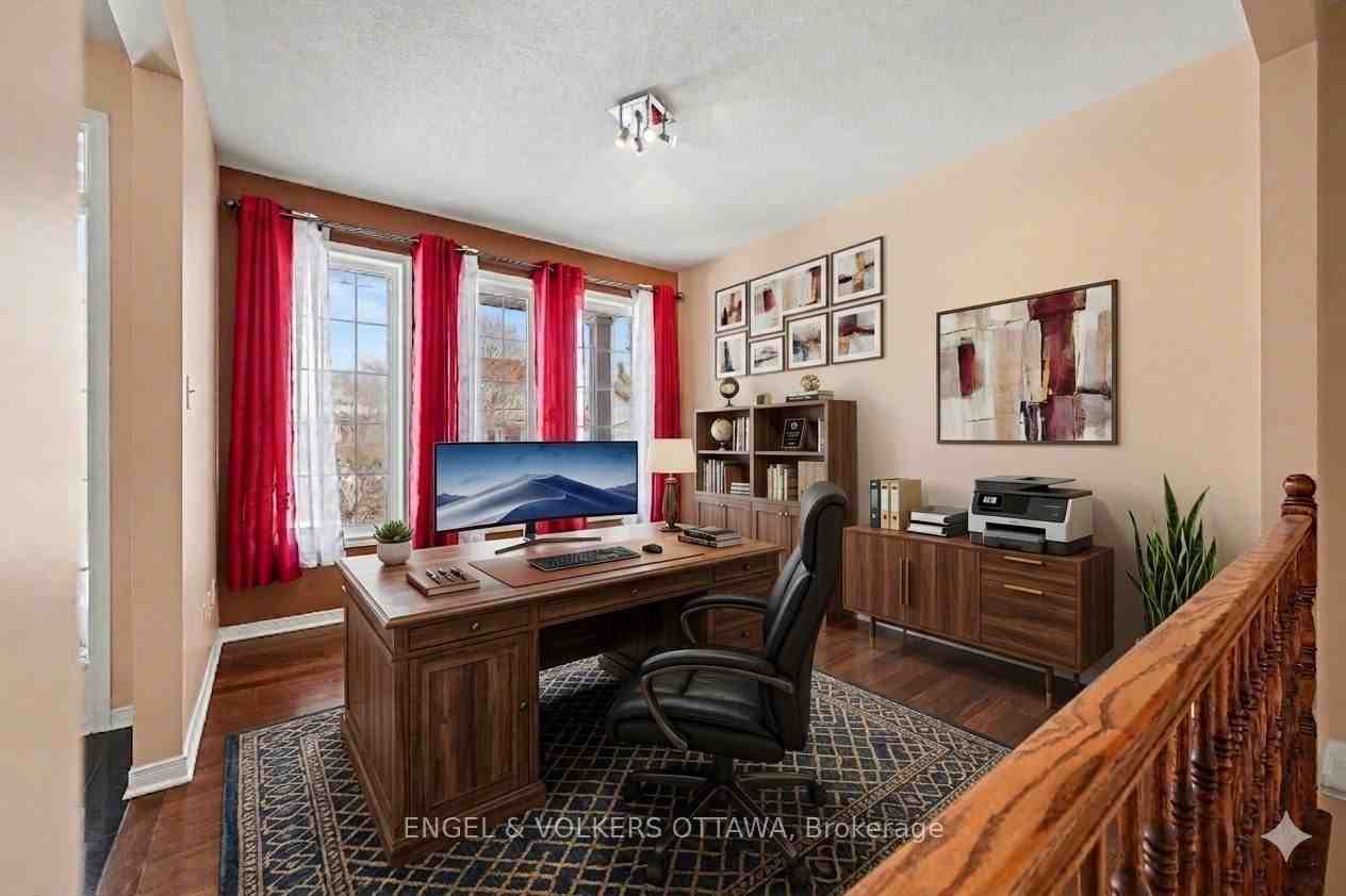 352 West Ridge Dr - Photo 7 of 39