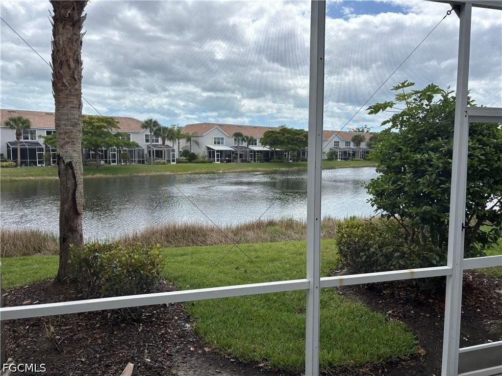 8271 Village Edge Cir #5 - Photo 3 of 3