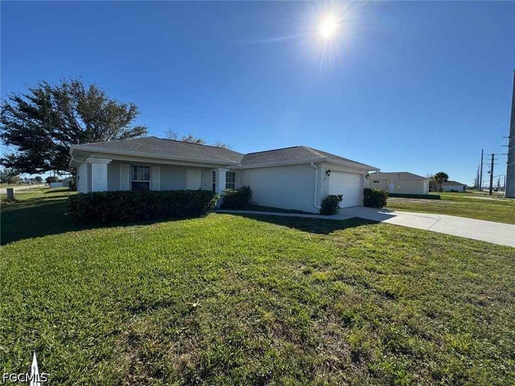 224 Kismet Pkwy E - Photo 2 of 10