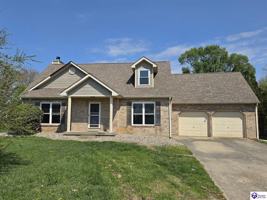 featured image of 888 N Woodland Dr