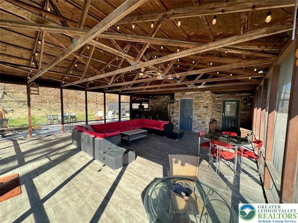 312 Lehigh Dr - Photo 5 of 50