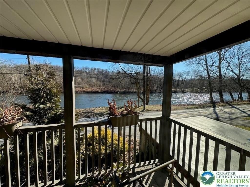 312 Lehigh Dr - Photo 6 of 50