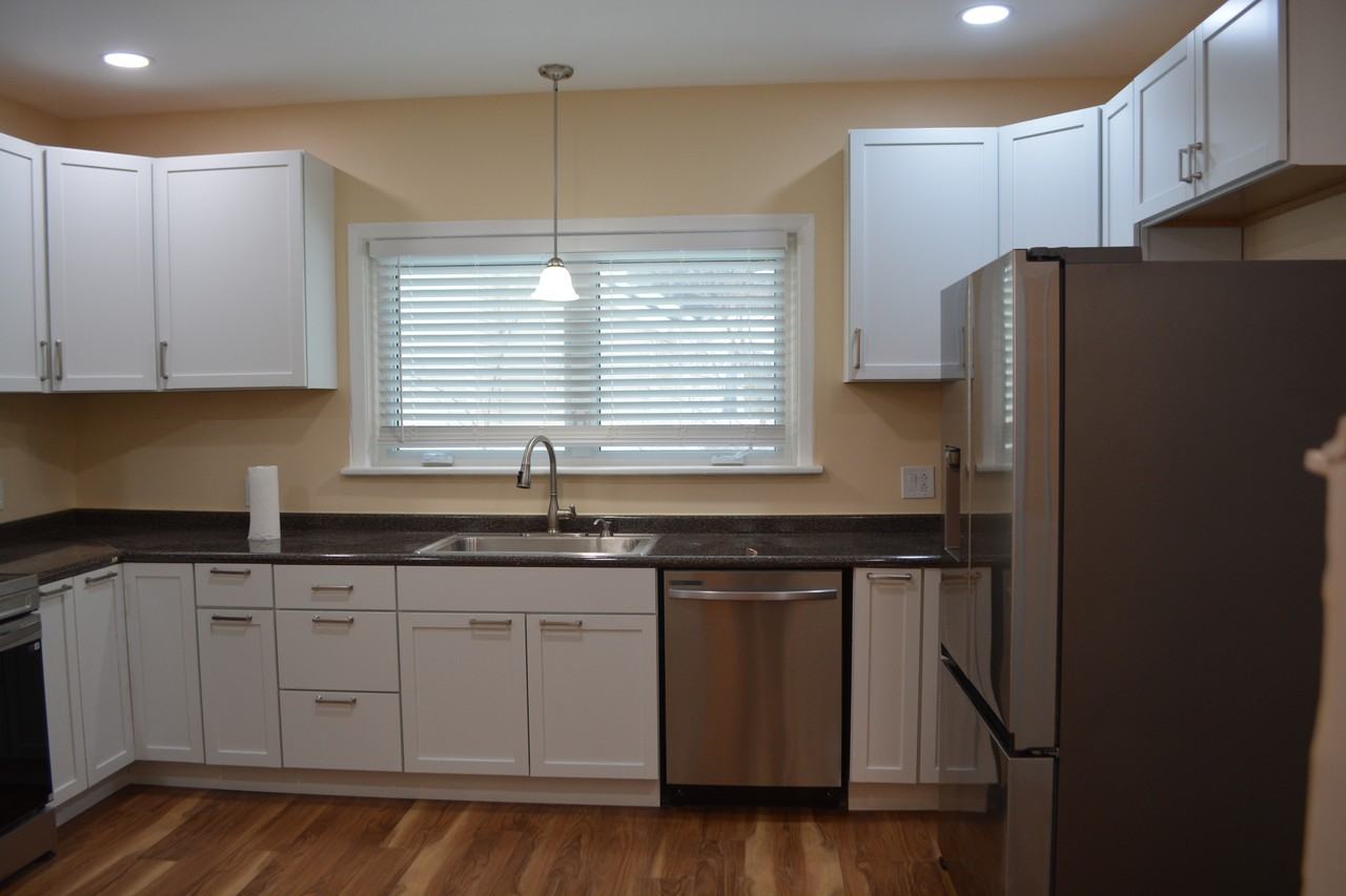 225 Thieme Place - Photo 2 of 23