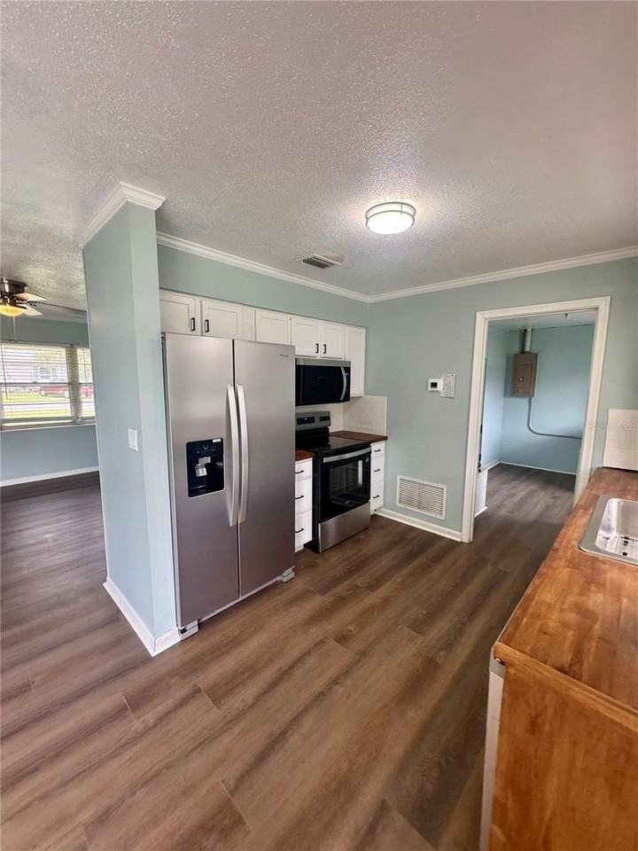 26550 Sw 4th Rd - Photo 4 of 23