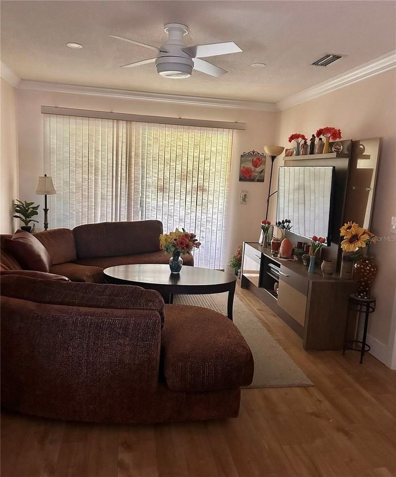 5059 Live Oak Cir #5059 - Photo 7 of 13