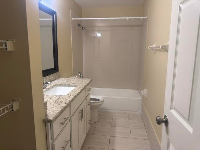 13616 Yarmouth Ct - Photo 3 of 8