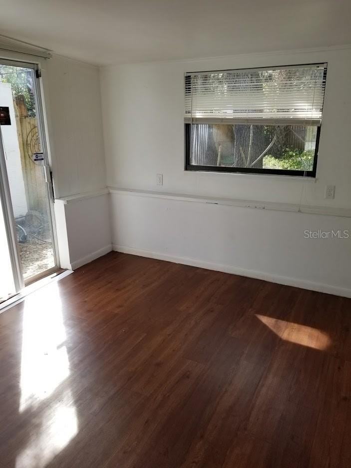 7039 Aurora Dr - Photo 4 of 8