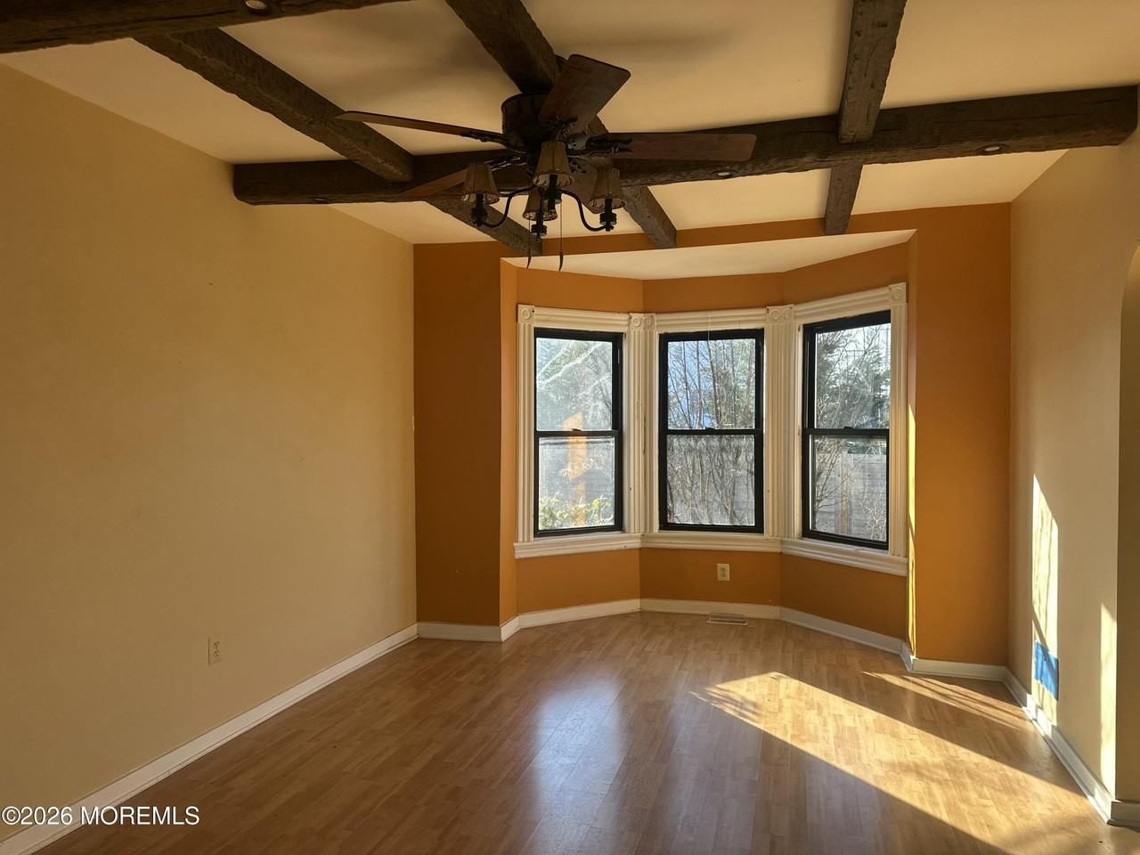 202 Monmouth Blvd - Photo 4 of 11