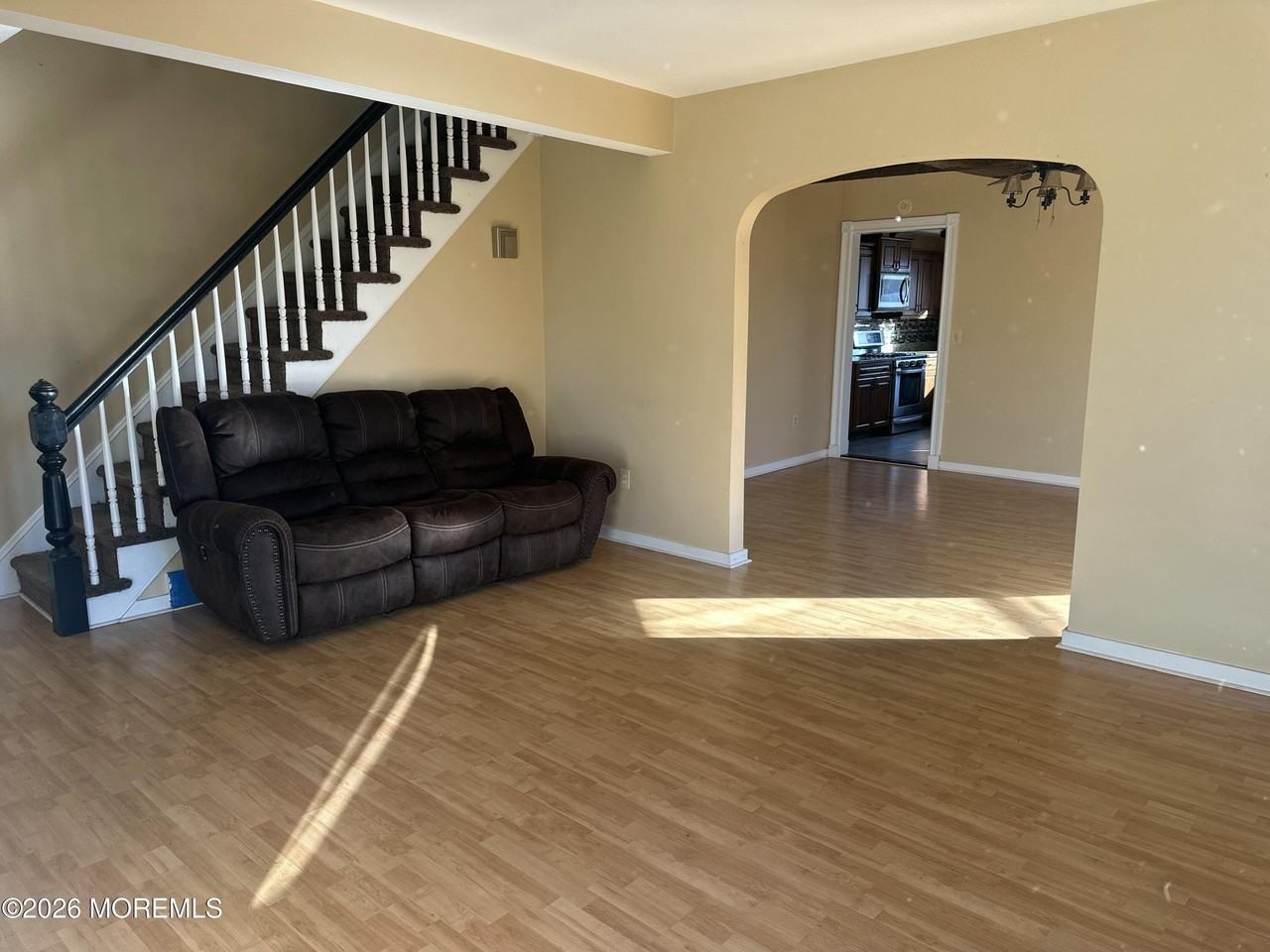 202 Monmouth Blvd - Photo 6 of 11