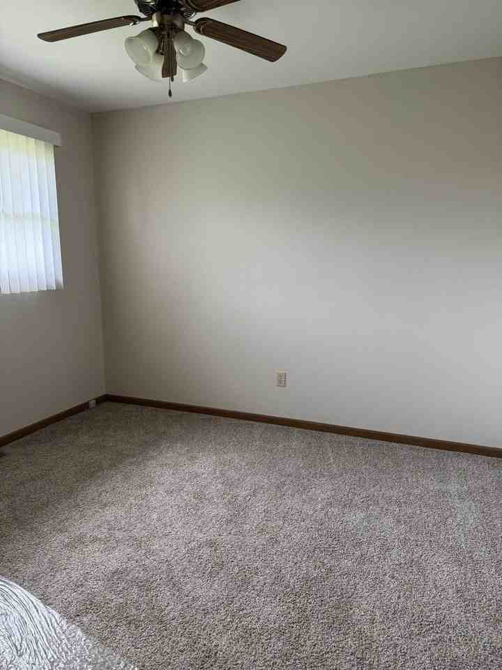 3113 Galilee Ave - Photo 4 of 7