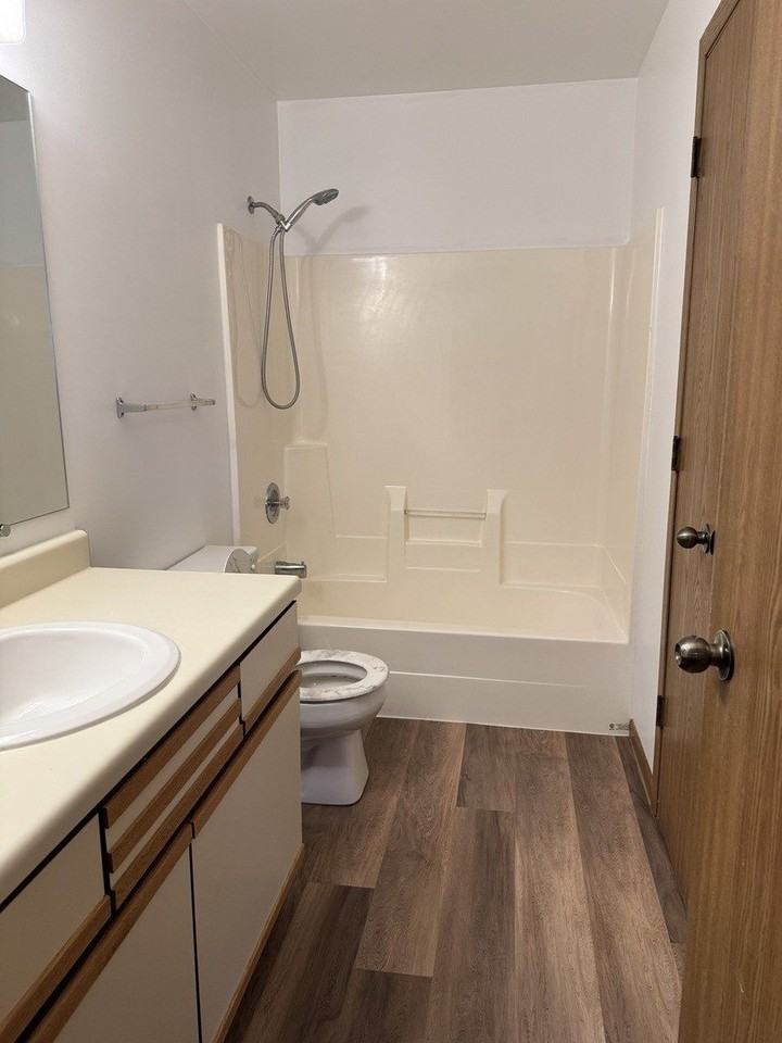 3113 Galilee Ave - Photo 6 of 7