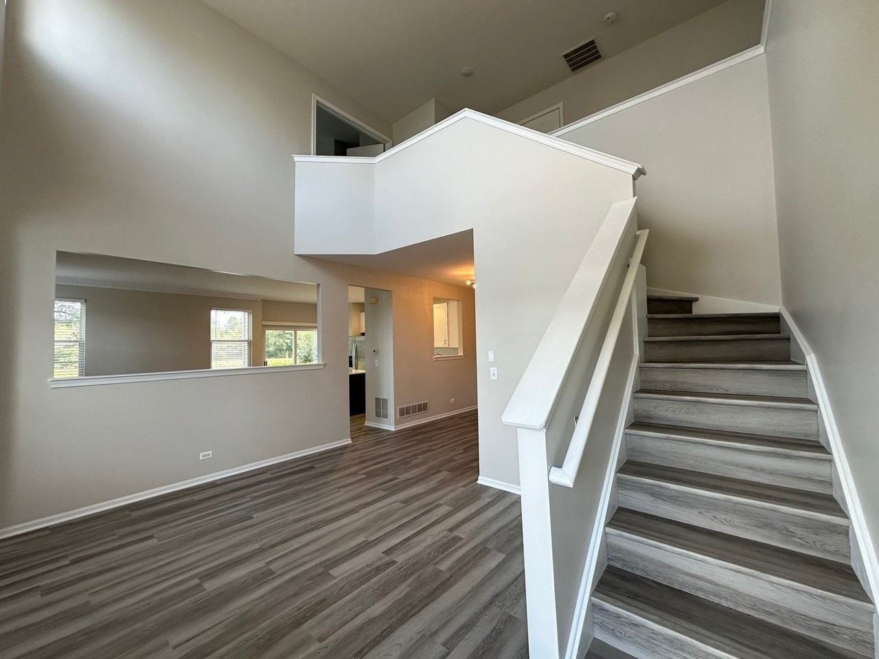 756 Panorama Ct #756 - Photo 3 of 30