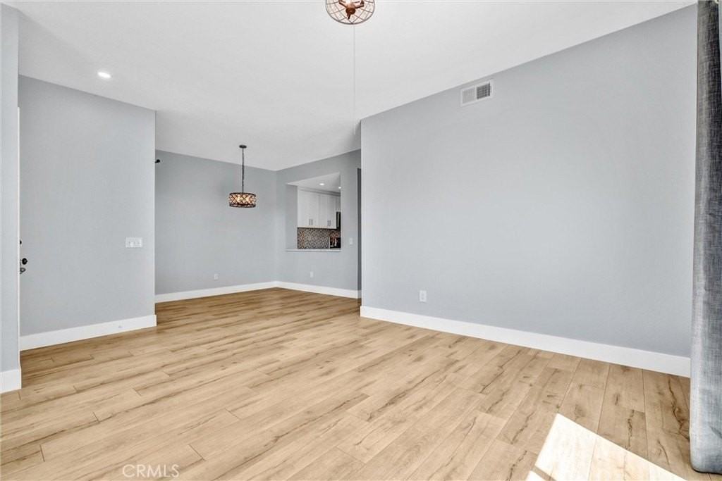 21241 Camelia - Photo 5 of 29