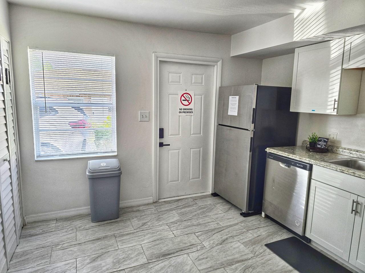 Lake Hunter Dr - Photo 2 of 25