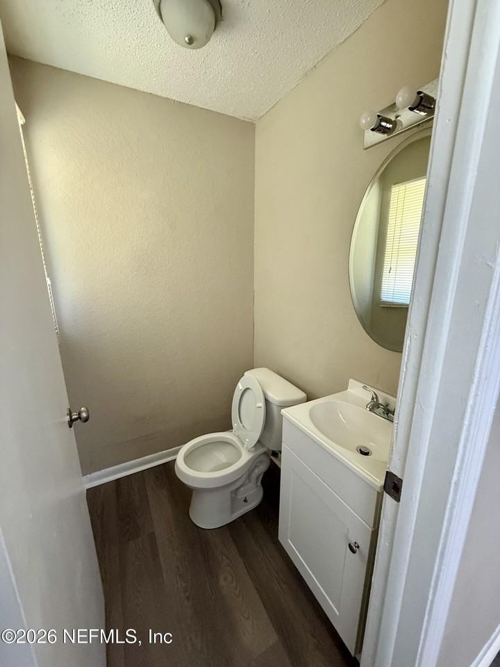 2173 W 14th St - Photo 3 of 10