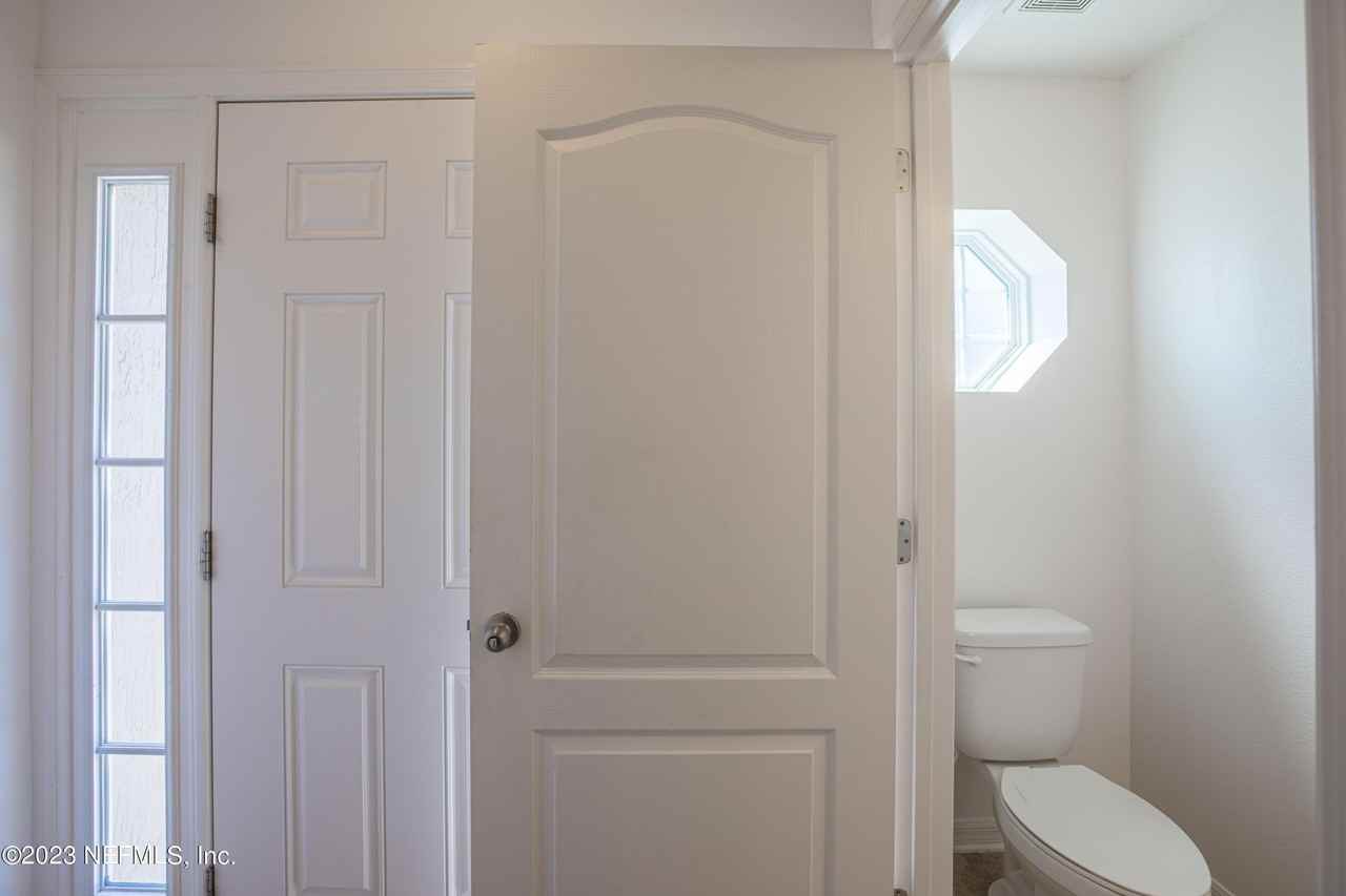 11657 Hickory Oak Dr - Photo 4 of 21