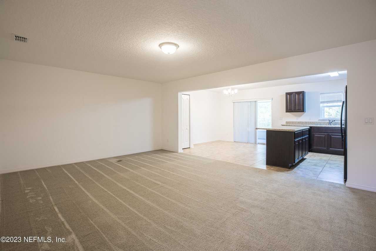 11657 Hickory Oak Dr - Photo 5 of 21