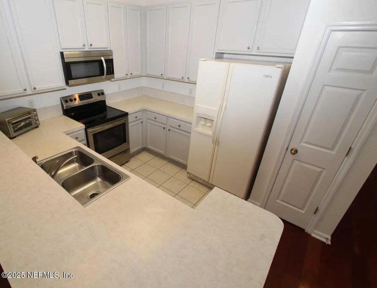 5967 Rocky Mount Dr - Photo 4 of 26