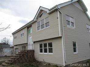 94 Roger Ave - Photo 2 of 16