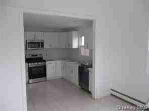 94 Roger Ave - Photo 3 of 16