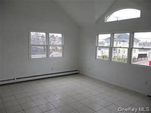 94 Roger Ave - Photo 6 of 16