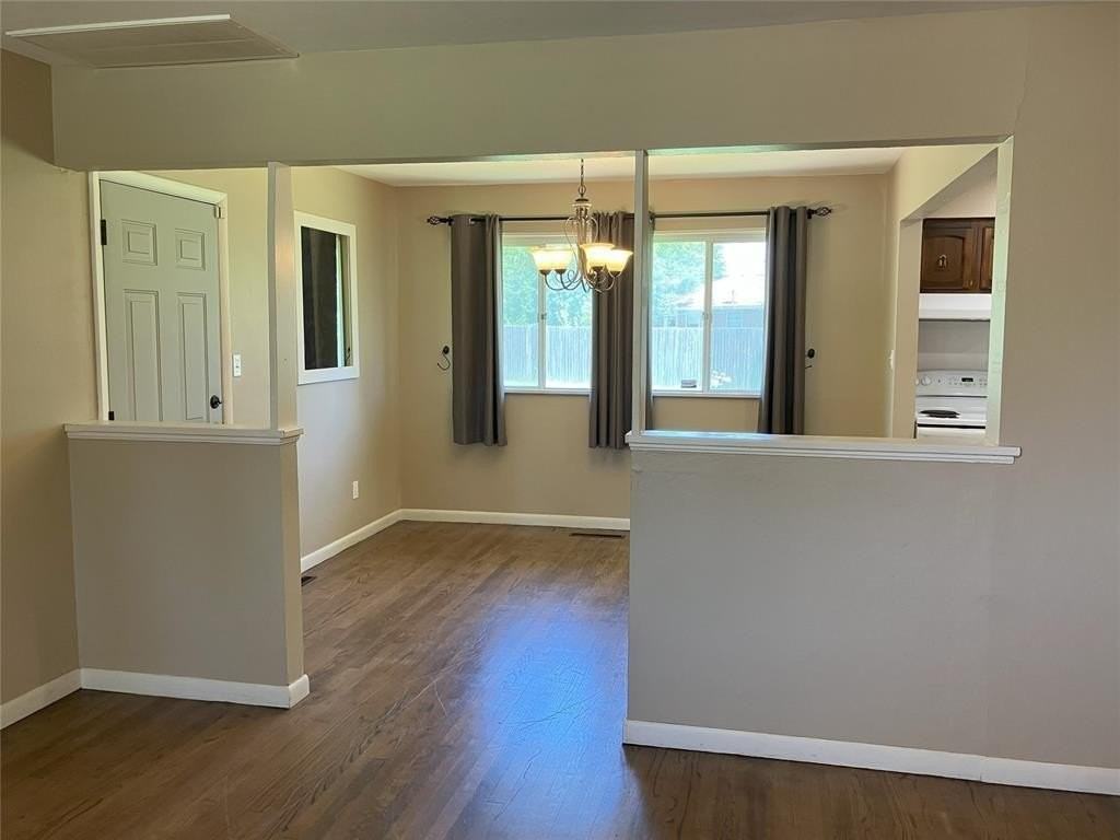 217 Byrd Dr - Photo 7 of 24