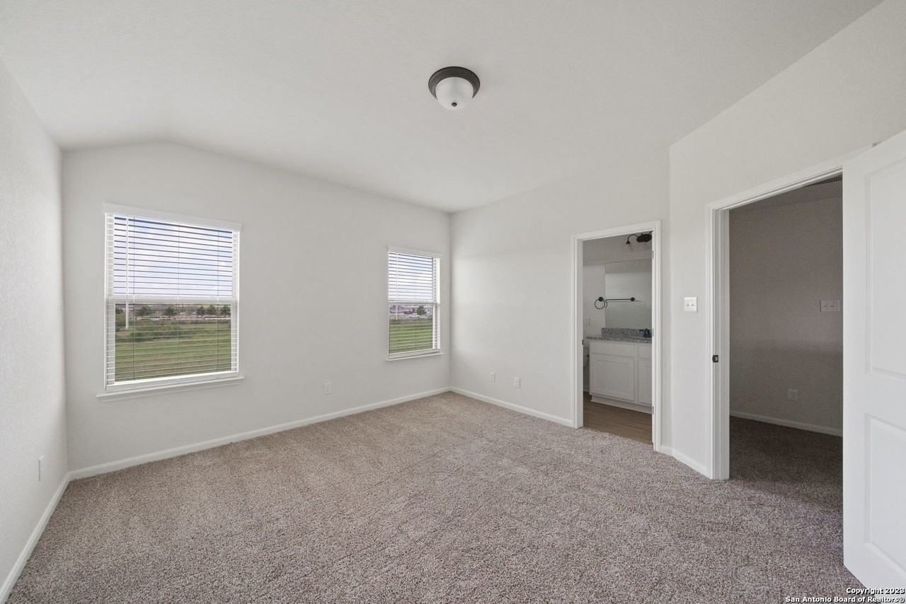 13818 Enzo Gate Unit 101 - Photo 6 of 12