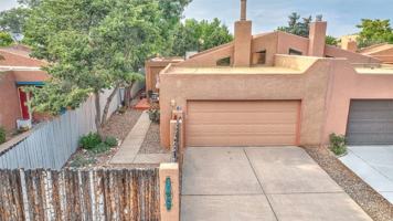 featured image of 1543 Escondida Ct