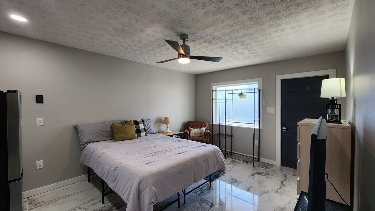 480 Mink Pl #4 - Photo 2 of 7