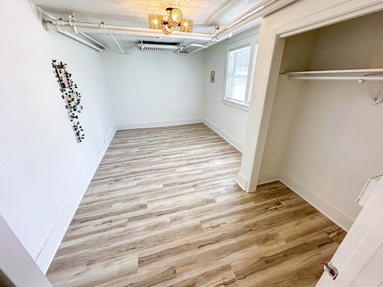 2600 Kingman Blvd #14 - Photo 6 of 13