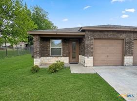 1505 Shoshoni Trl #B - Photo 1 of 1