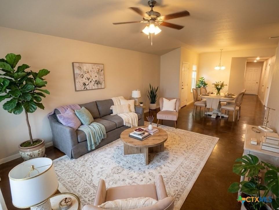 1505 Shoshoni Trl Unit B - Photo 3 of 9