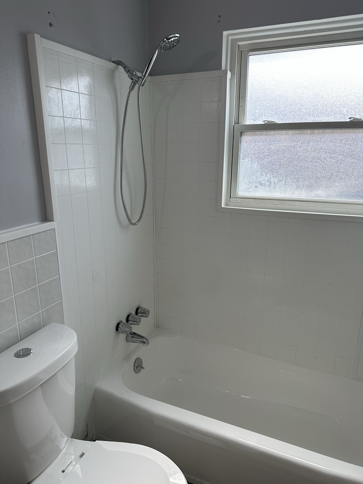 20241 Kentucky St - Photo 3 of 11