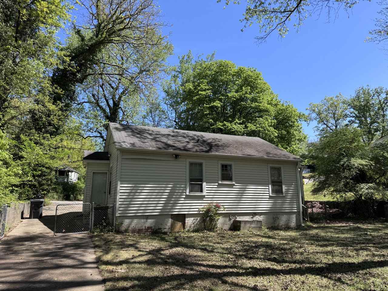 6 Orlando Ave - Photo 2 of 11