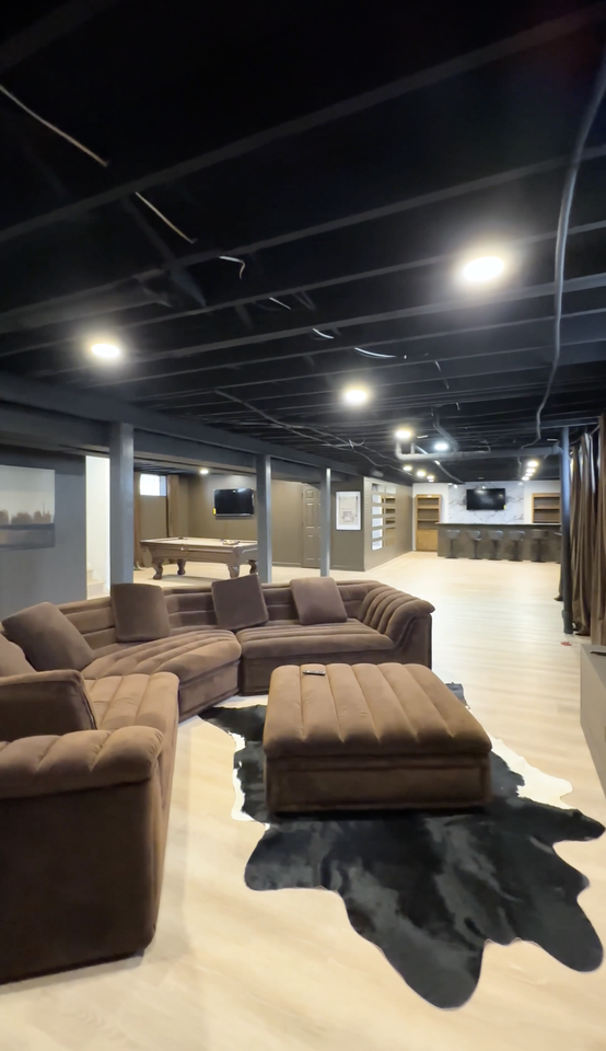 16920 La Salle Ave - Photo 3 of 13