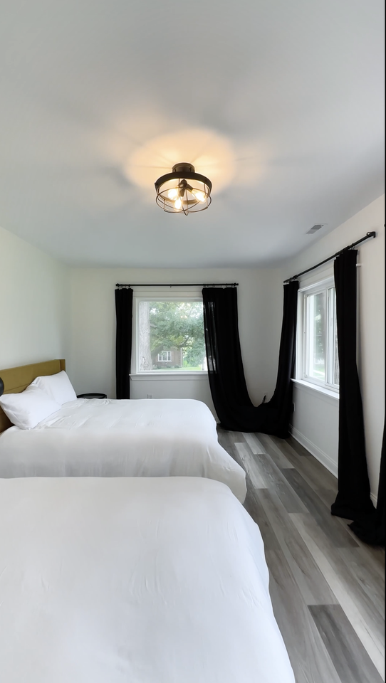 16920 La Salle Ave - Photo 4 of 13