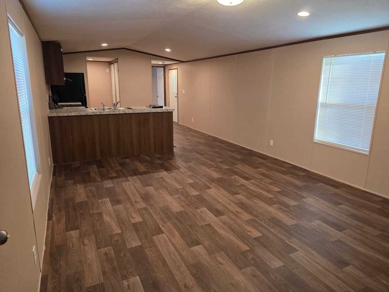 224 Greenlee St - Photo 4 of 10