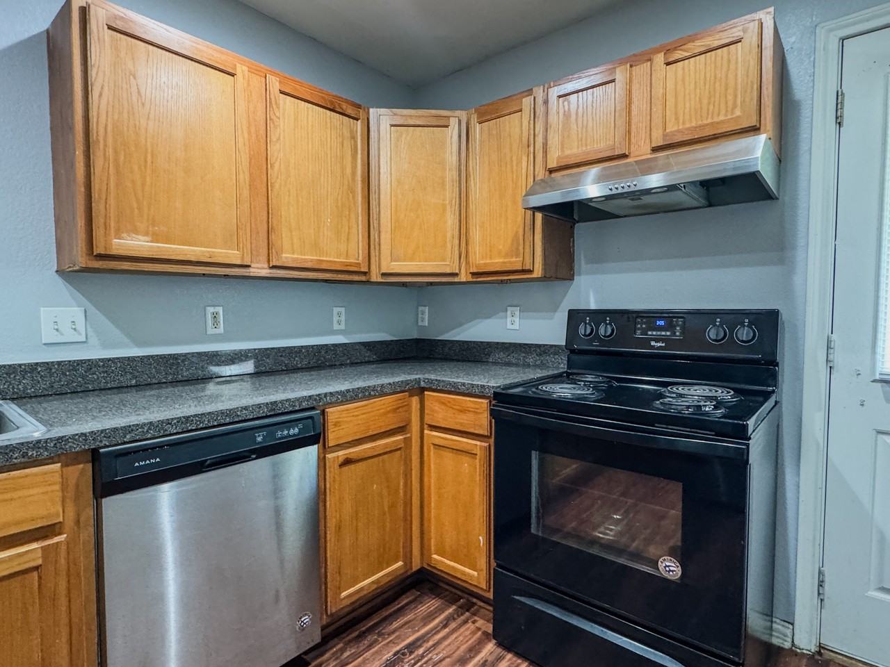 1712 Manor Garden Curv - Photo 6 of 14