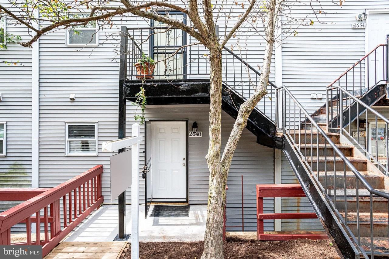 2648 Bowen Rd Se - Photo 3 of 36