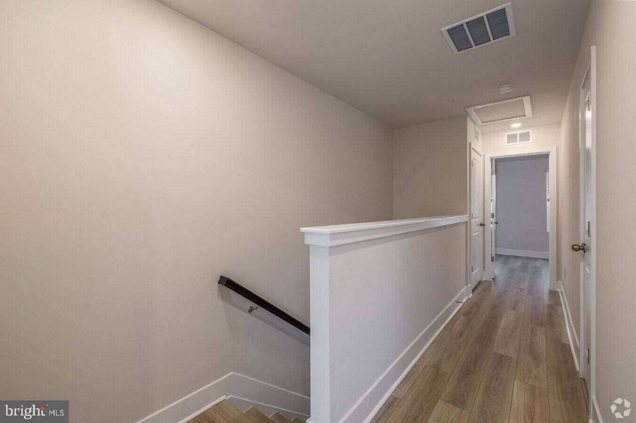 1801 Guilford Ave - Photo 7 of 14