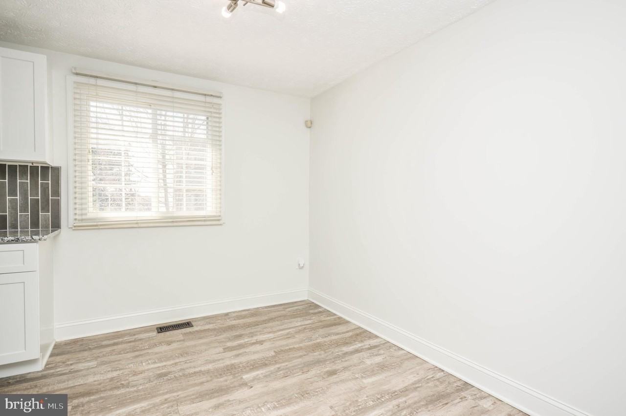 14550 Farmcrest Pl - Photo 7 of 27