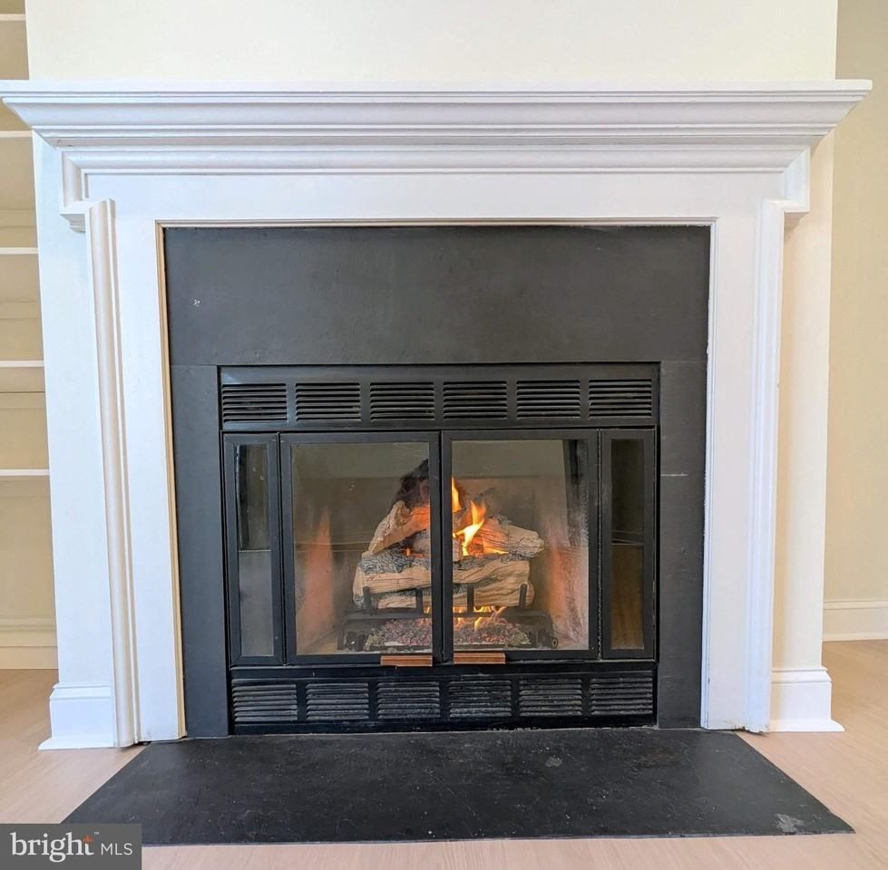 1616 Morris Ct - Photo 4 of 14