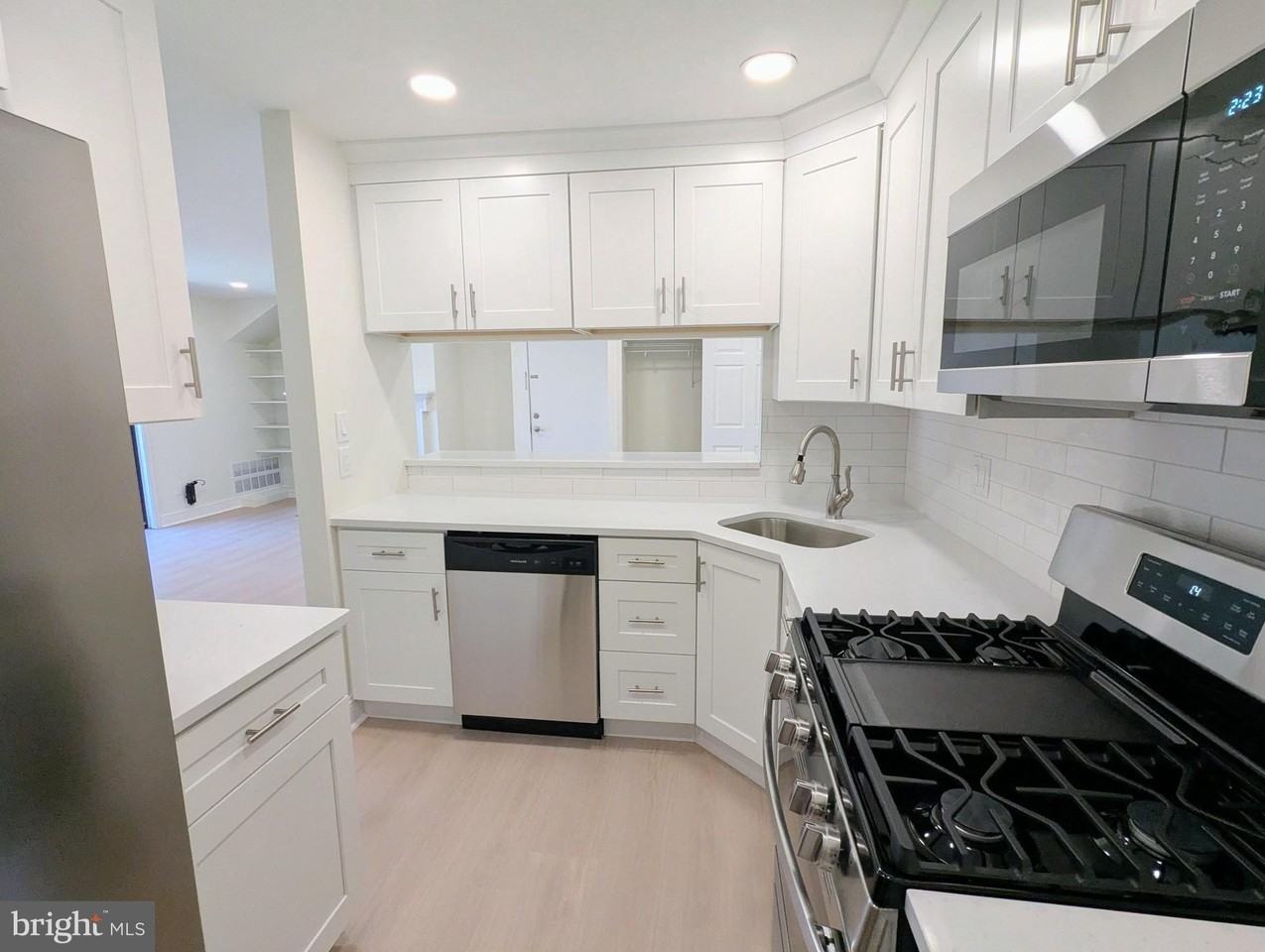 1616 Morris Ct - Photo 5 of 14