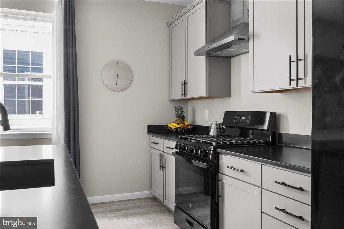 154 Nevermore Dr - Photo 7 of 42